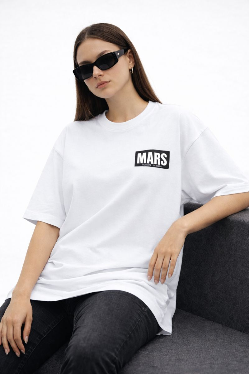 MAINTAINING MARS - OVERSIZED TSHIRT