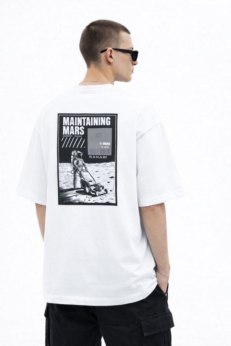 MAINTAINING MARS - OVERSIZED TSHIRT