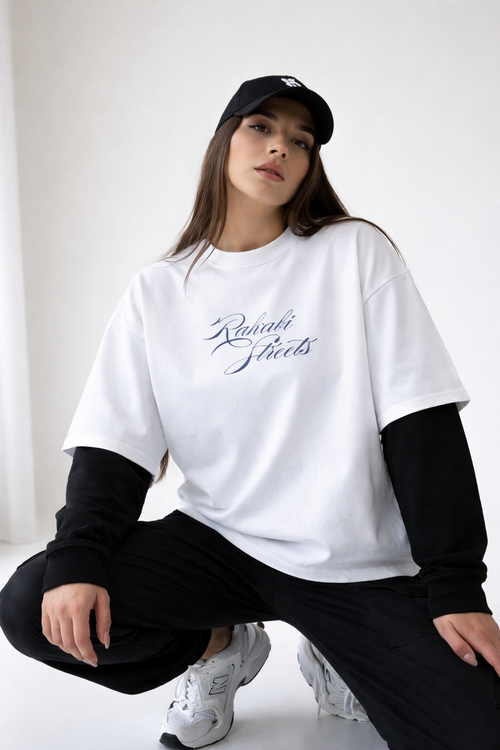 BETWEEN TAUGHTS - FAKE SLEEVES OVERSIZED TSHIRT