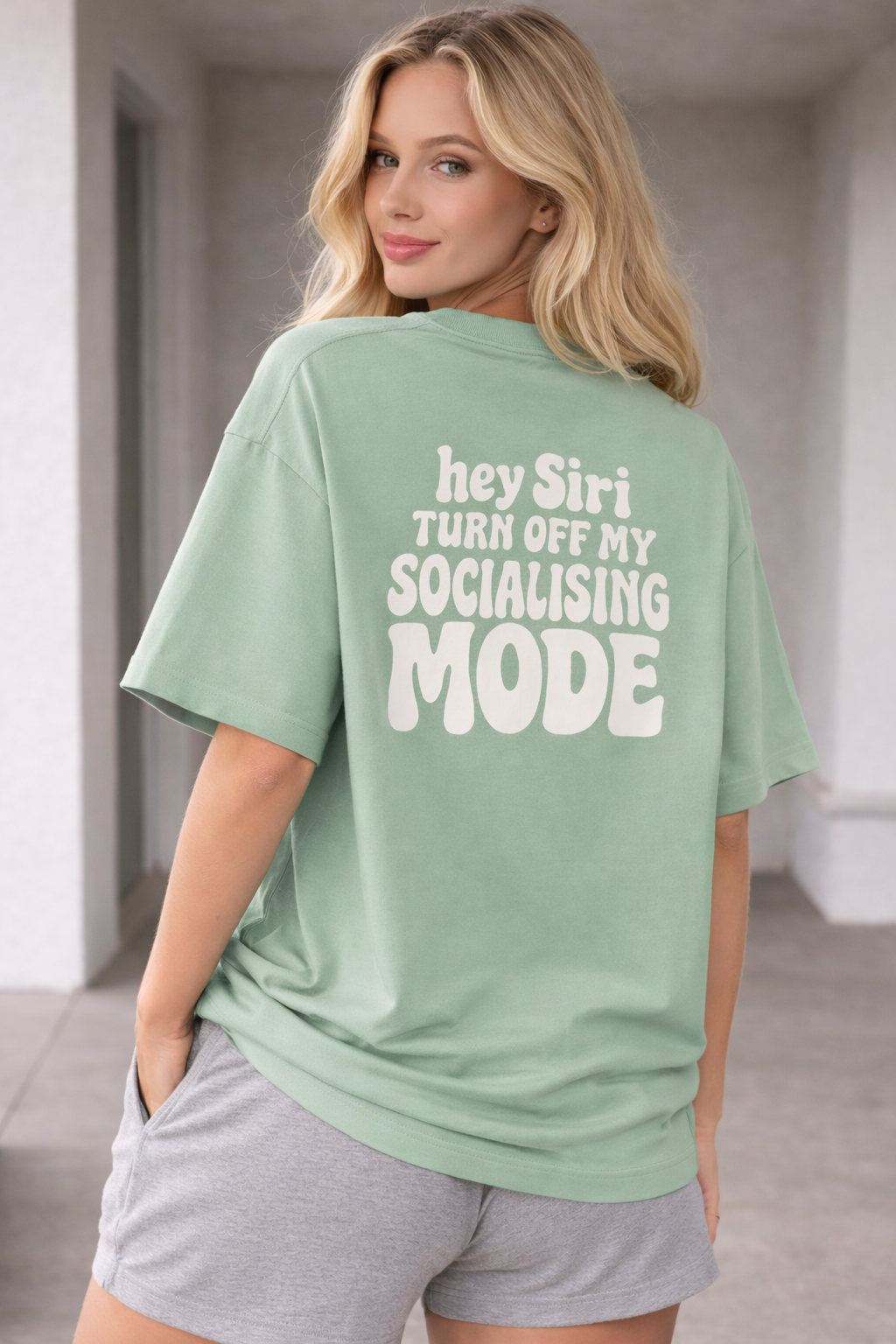 SIRI WOMEN'S OVERSIZED TEE