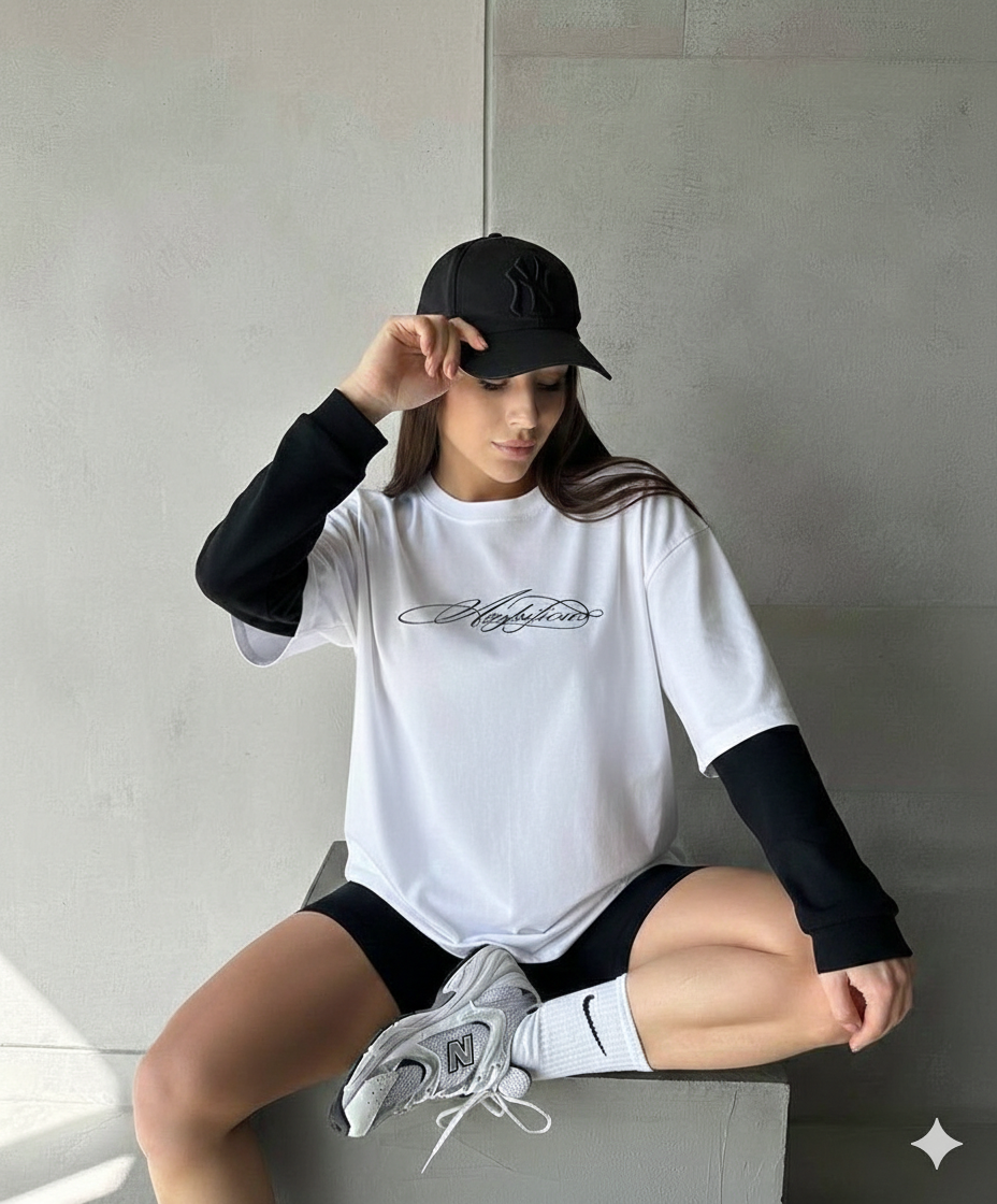AMBITIOUS - FAKE SELEEVES OVERSIZED TSHIRT